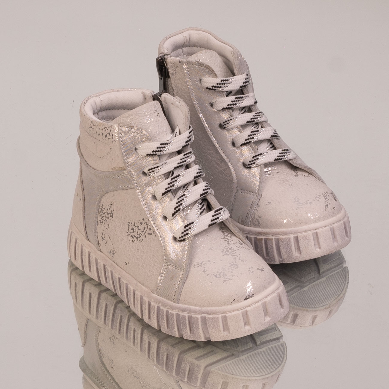 Baby sneakers PONKI MELLOW SILVER №22-25
