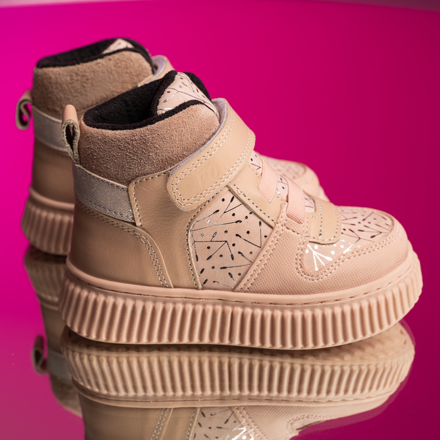 Ghete pentru bebeluși **PONKI STYLISH Pudră** №22–25