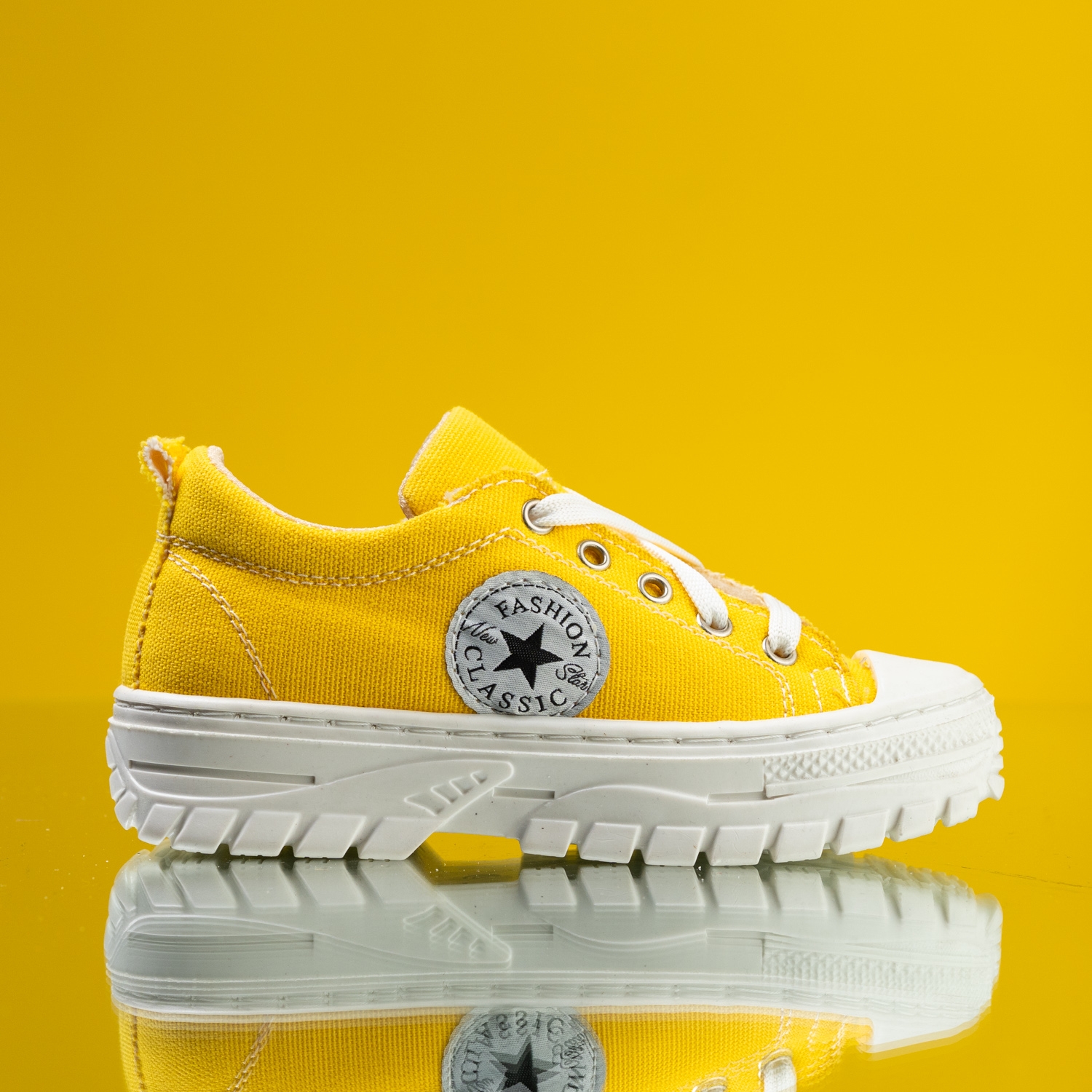 Children's shoes PONKI KONWERS YELLOW №26-30