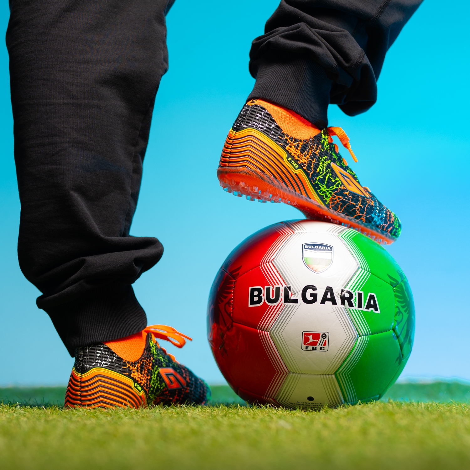 Youth football boots-centipedes Dugana Black-Orange №36-39
